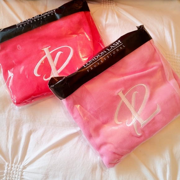 NWT London Lash Pink Eyelash Extension or Beauty Pillow & Cases - Picture 5 of 5